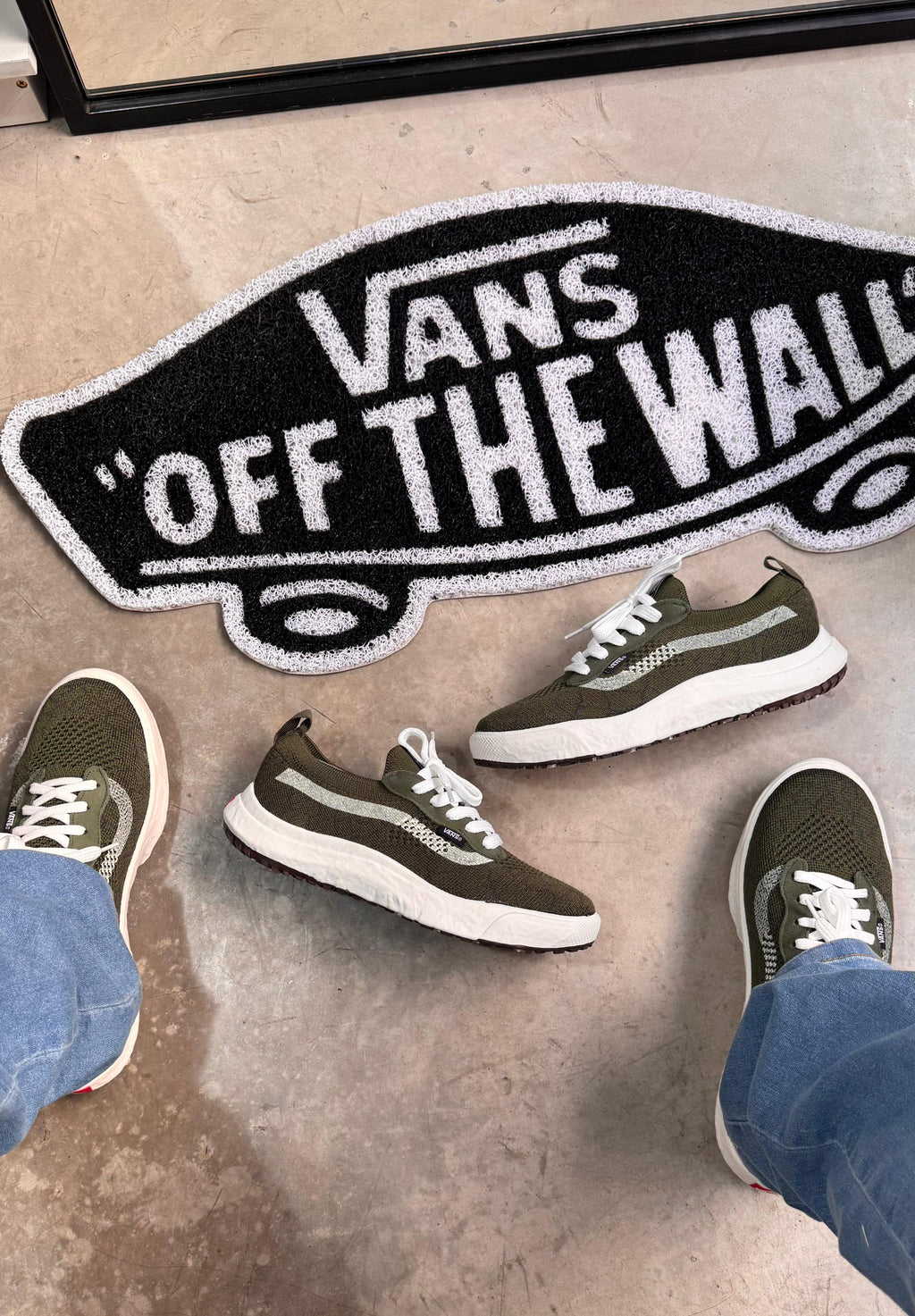 VANS VR3