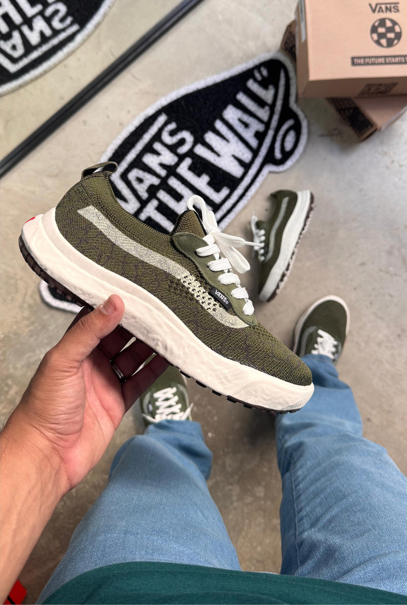 VANS VR3