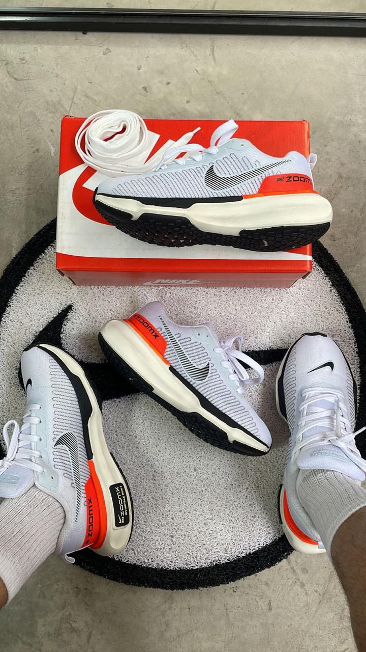 ZOOM X INVINCIBLE RUN 3