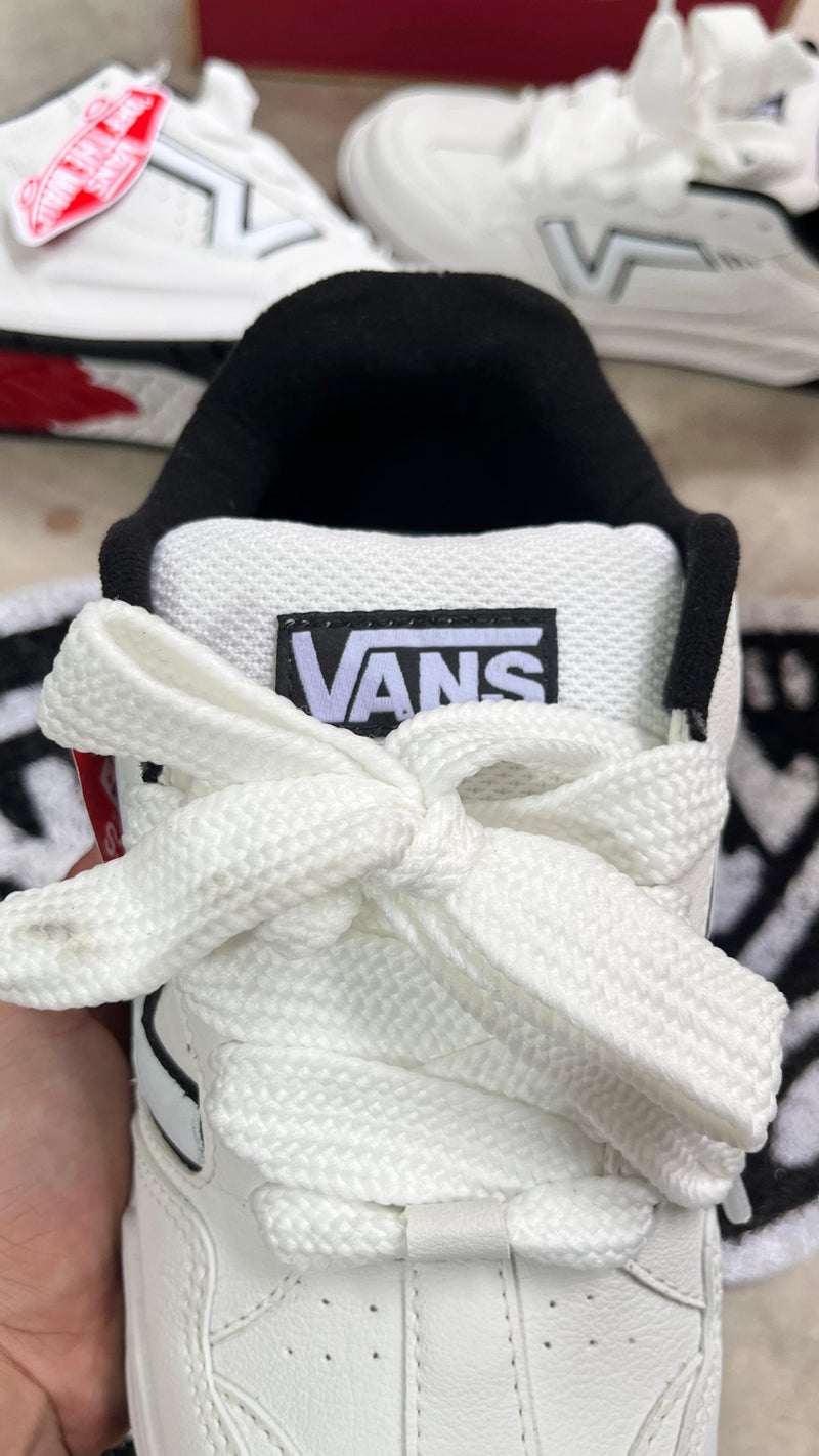 VANS Up Land
