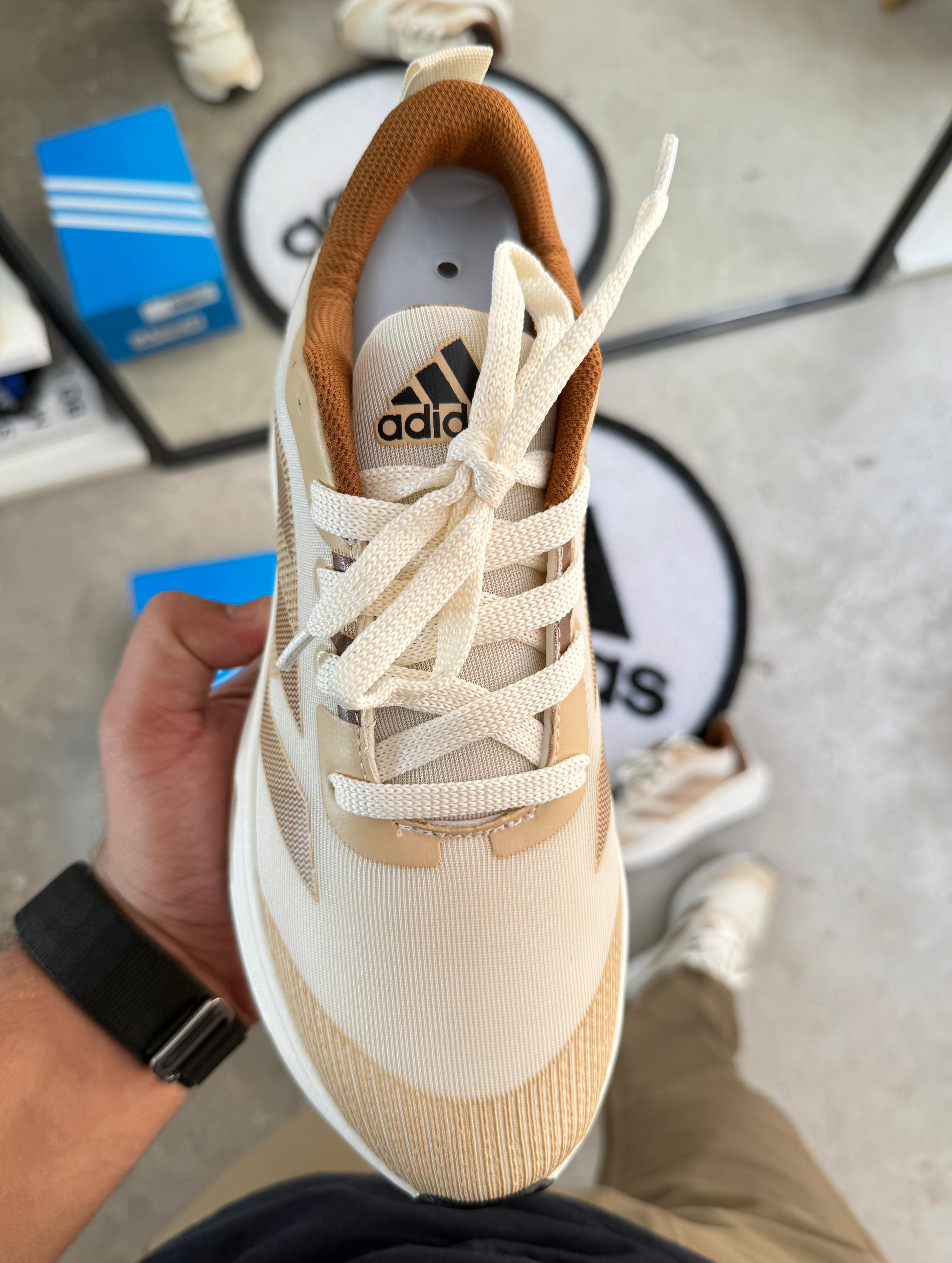 ADIDAS ADIZERO BOSTON 12