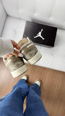 Jordan Low marrom claro