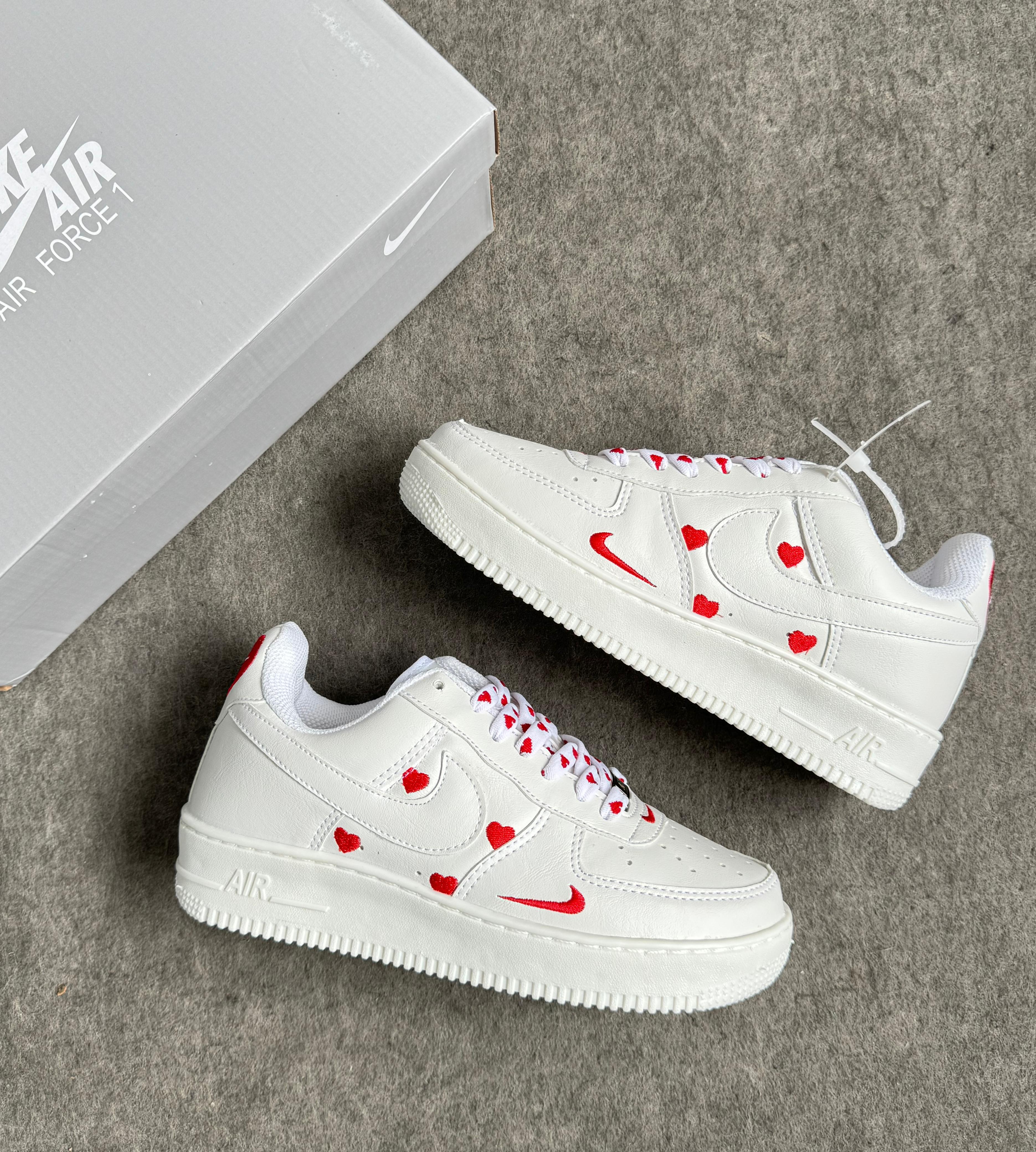 AIR force  love luxo