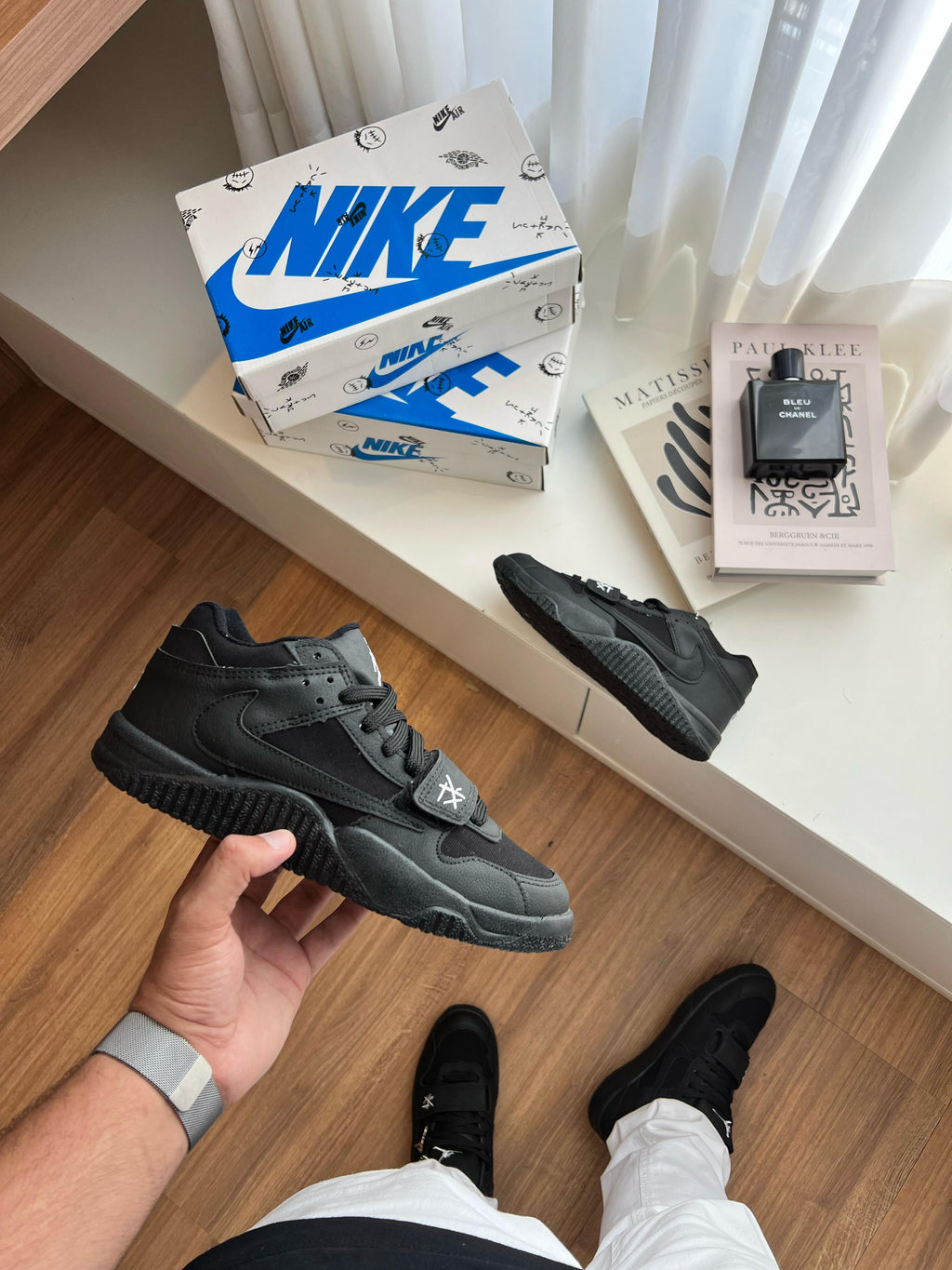 BOTA TRAVIS SCOTT X JORDAN JUMPMAN JACK TR SAIL