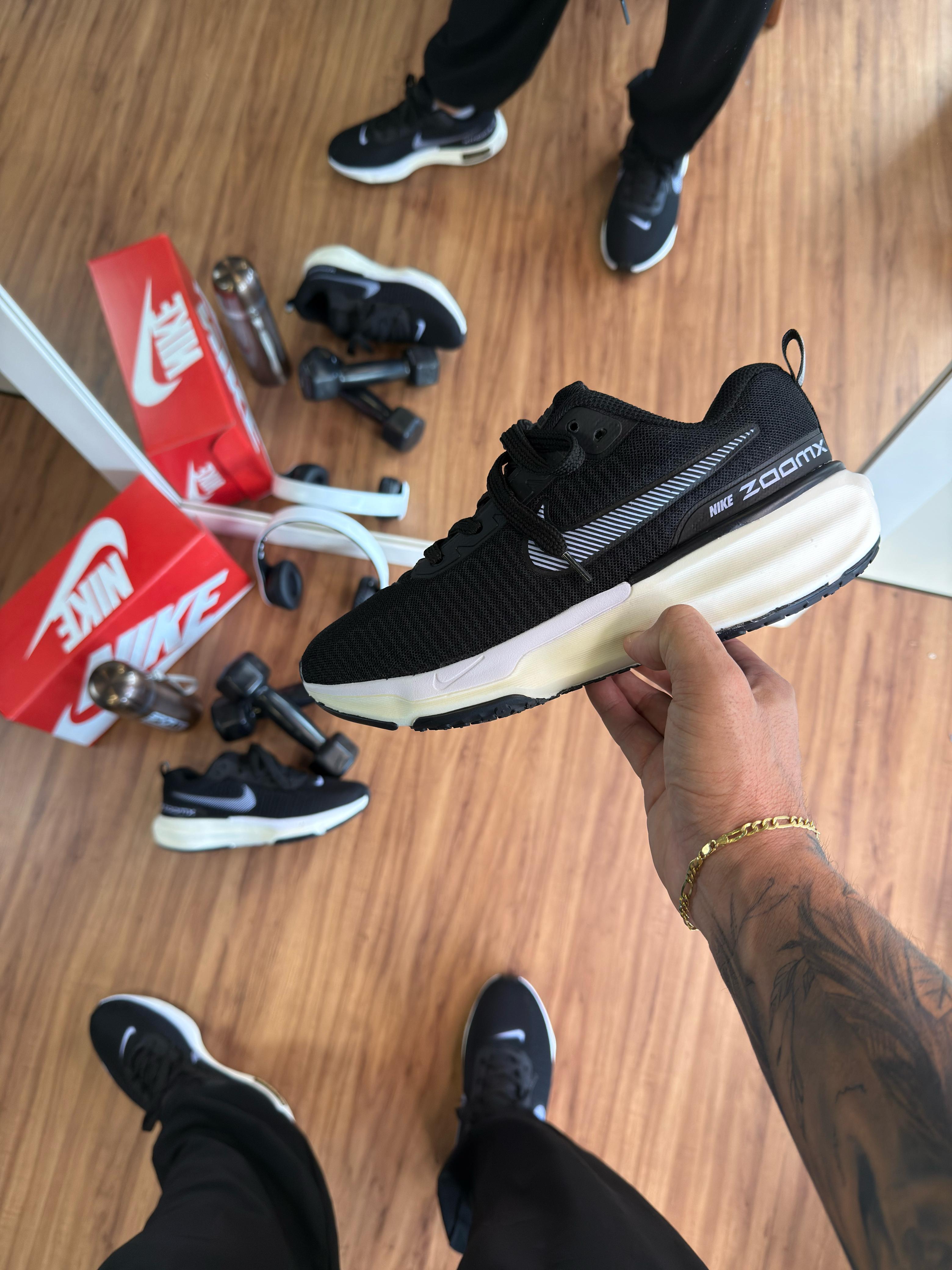 ZOOM X INVINCIBLE RUN 3