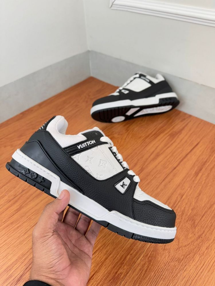 Louis vuitton skate Panda